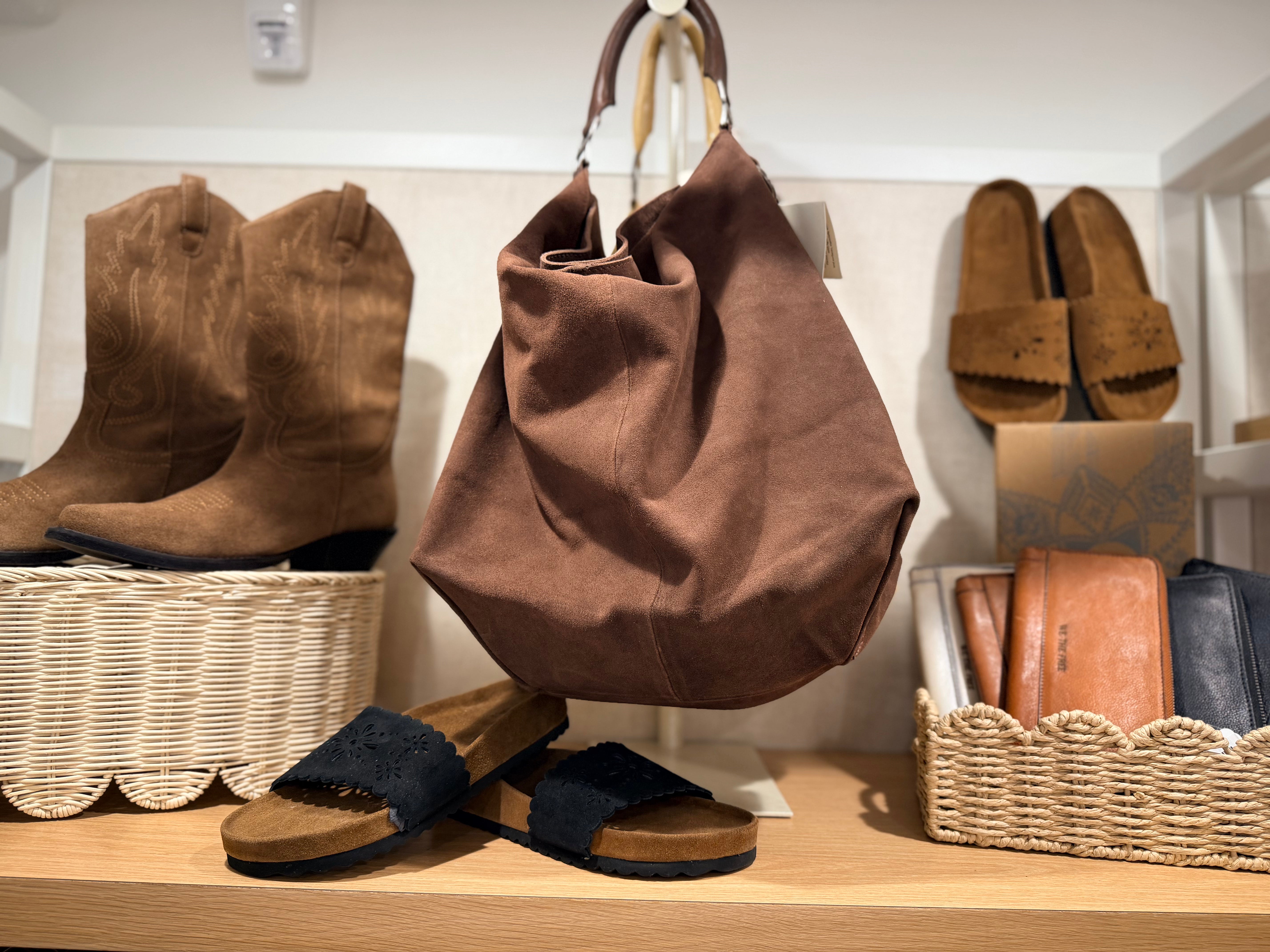Women's Accessories