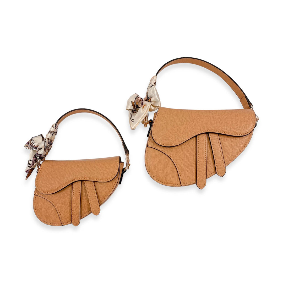 Doe a Dear Saddle Purse w/ Scarf