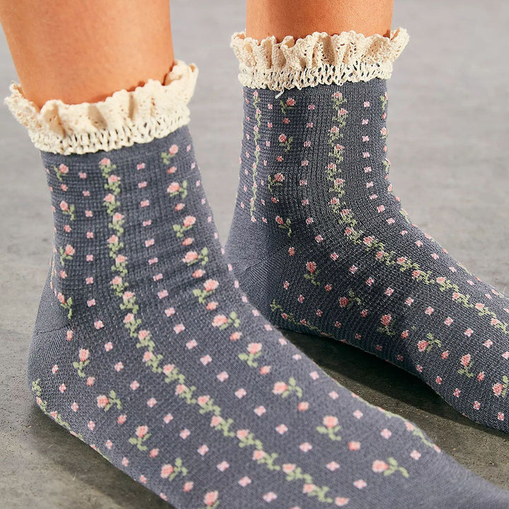 Free People Rosebud Waffle Knit Ankle Socks