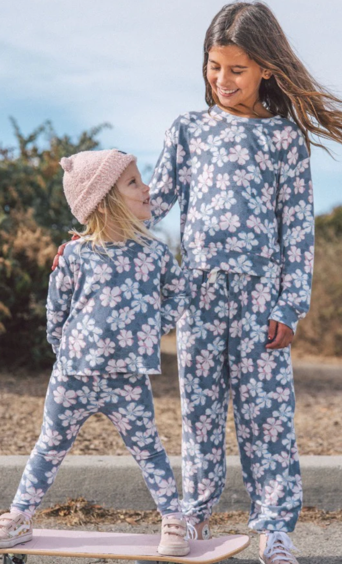 Feather 4 Arrow Luna Floral Hacci Top/Prism Jogger SET Skipper & Scout 